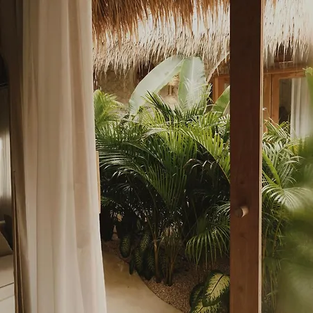 Casa Ulu Boutique Hotel - Uluwatu, Adult-Only, 6 Min To Nyang Nyang Beach